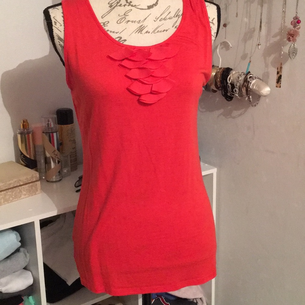 😍Merona Orange/Coral SzMed tank with rufffle det.